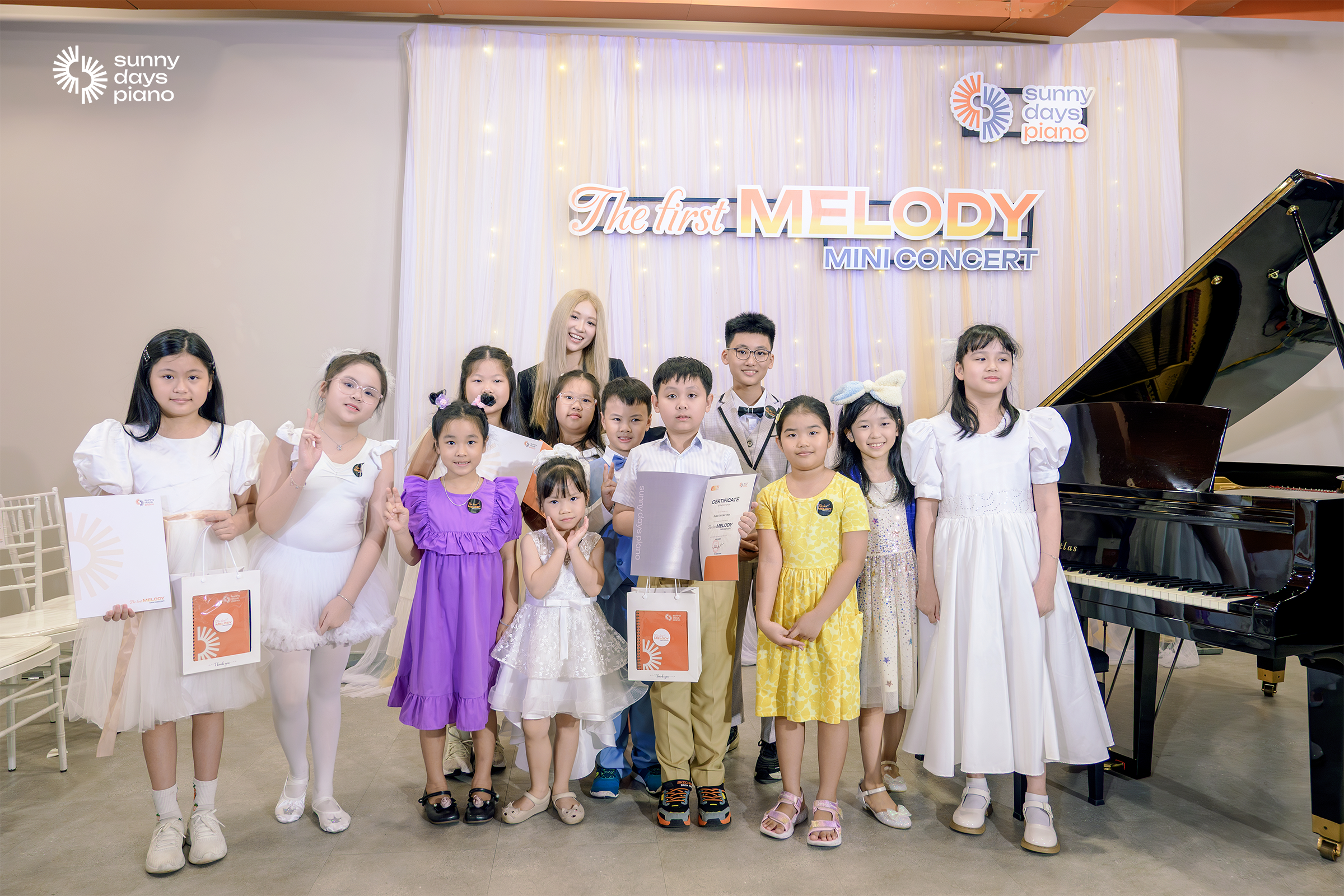 Tri ân các Học Viên của chúng ta đã tự tin bước lên sân khấu để sẻ chia âm nhạc 